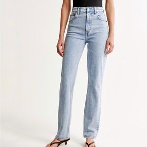 Abercrombie Curve Love Ultra High Rise 90s Straight Jean